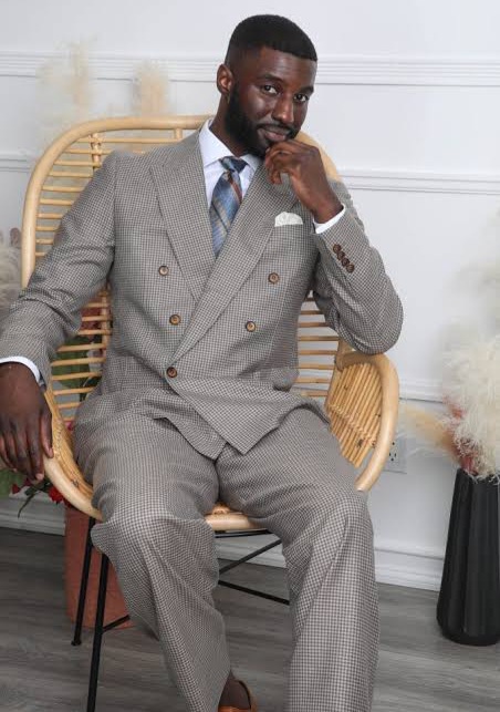 Tailored Flair Suit 3